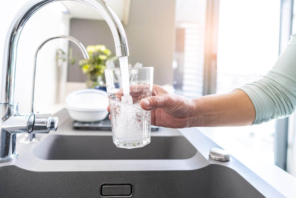 Signs You May Need a Water Filtration System